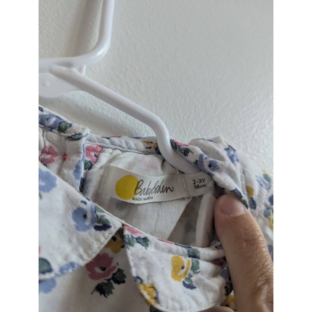 Baby Boden Top 2-3y Floral Smocked Peter Pan Collar Girly - Picture 4 of 4